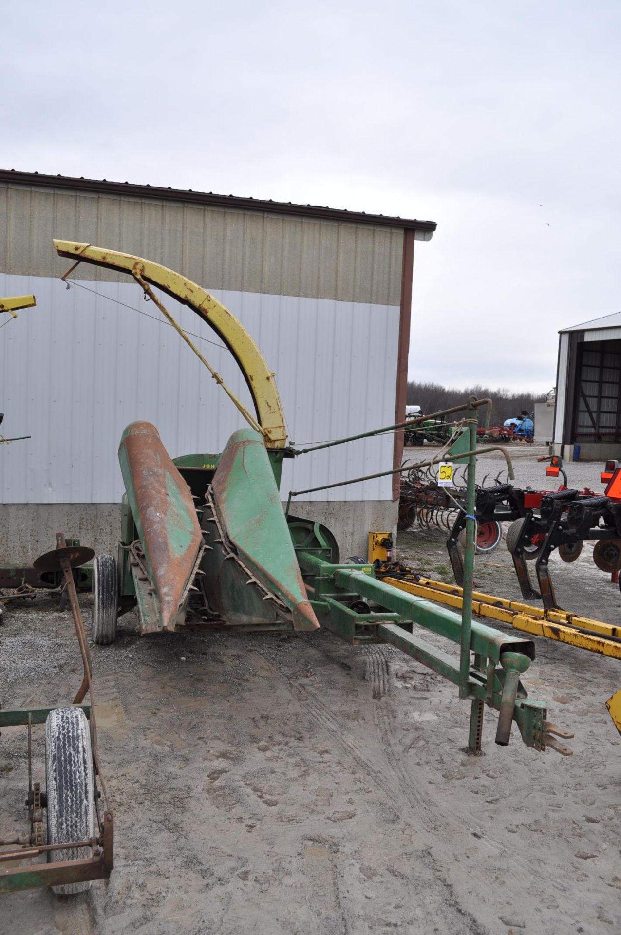 John Deere pull type #12-R forage harvester, 1 row corn head, 540 PTO, SN 42471, Low Acres - Image 2 of 8