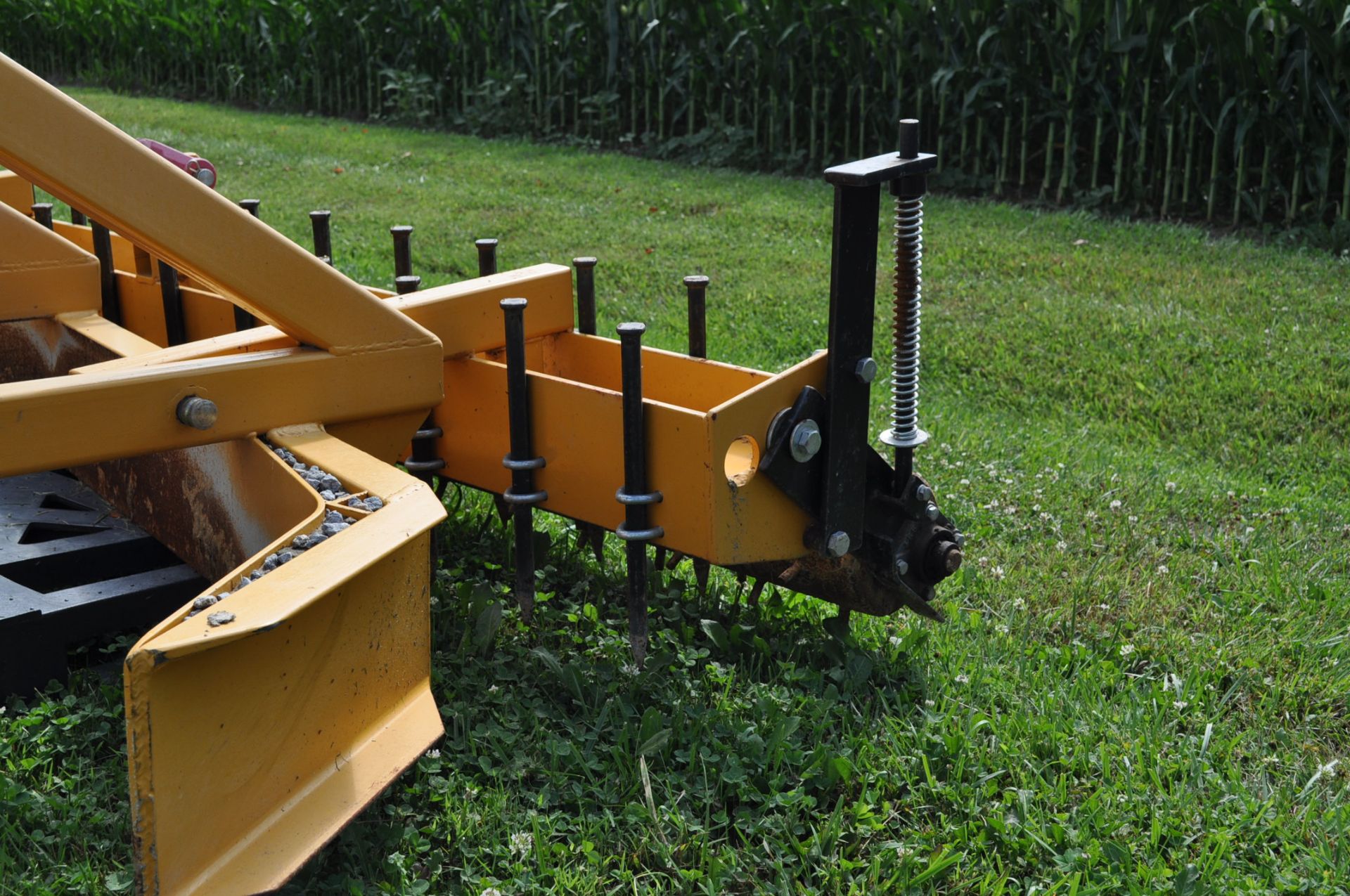 8’ Reveal 4-N-1 Land Leveler, 3 pt, hyd adjust, lead shanks, hyd adjust rear harrow & roller - Image 8 of 11