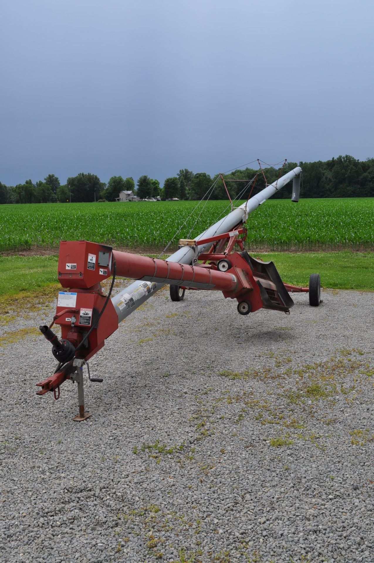 GSI Grain King 8” x 61’ swing-a-way auger, 540 pto, hyd raise - Image 8 of 9