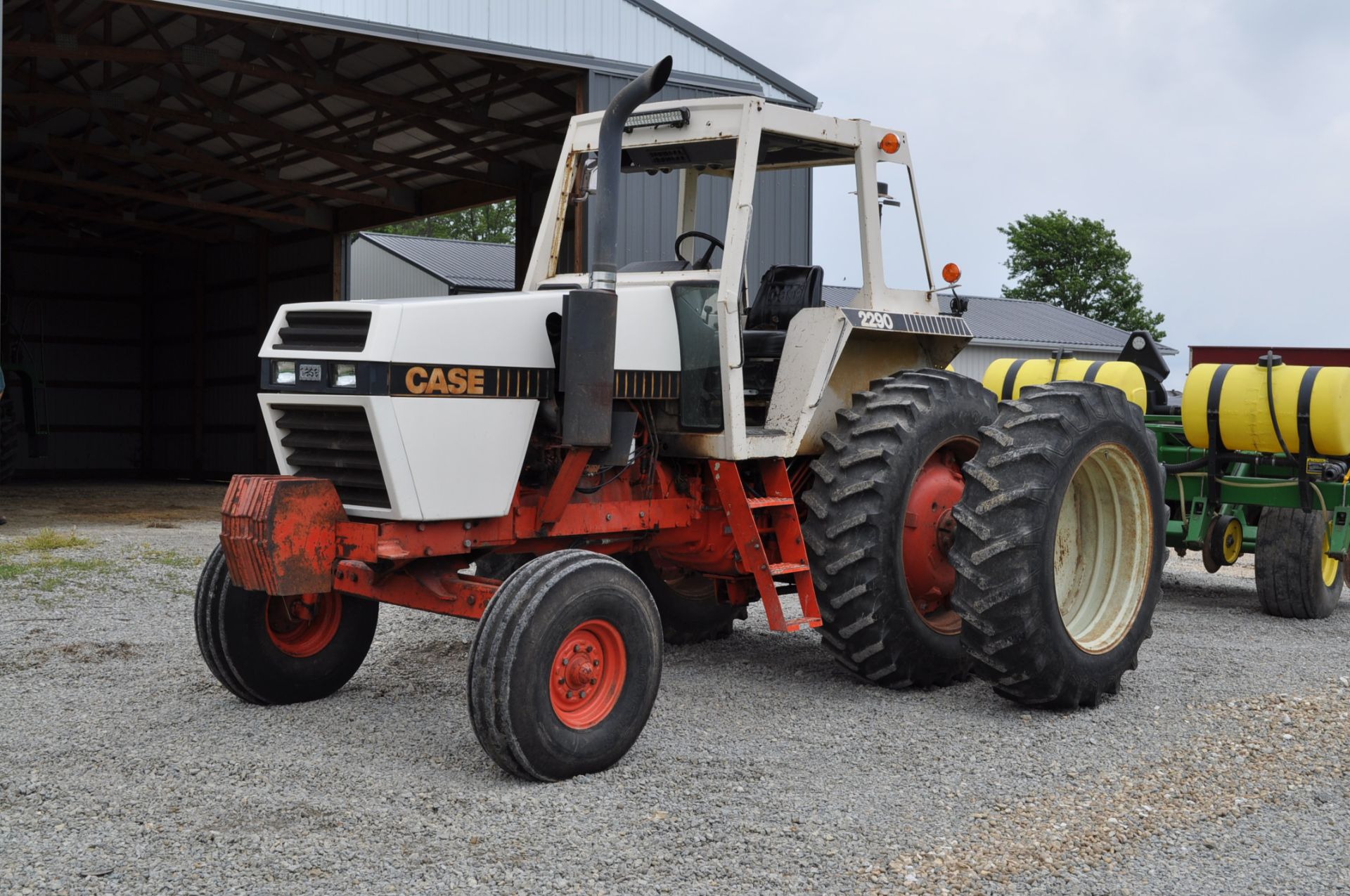 Case 2290 tractor, diesel, 16.9-38 duals, 11.00-16 front, 4 post canopy, 350 hrs on engine overhaul, - Image 27 of 28