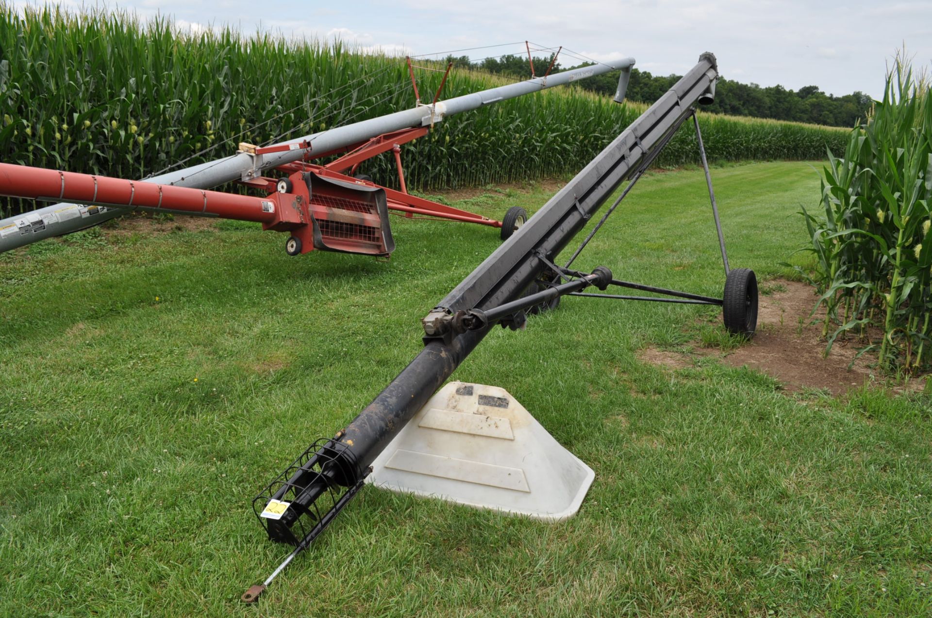 8” x 31’ truck auger, 540 pto, top drive - Image 2 of 10