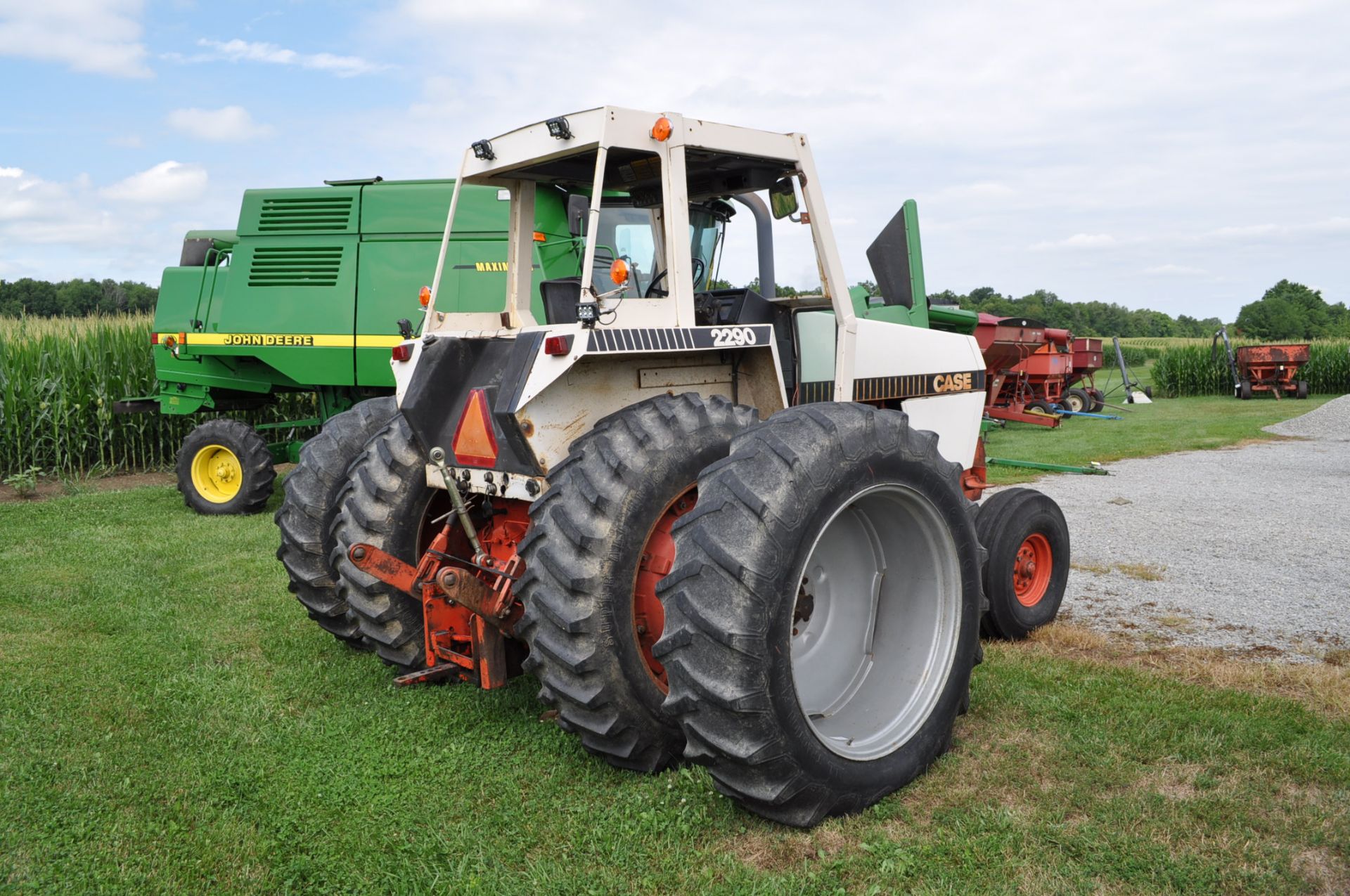 Case 2290 tractor, diesel, 16.9-38 duals, 11.00-16 front, 4 post canopy, 350 hrs on engine overhaul, - Image 2 of 28