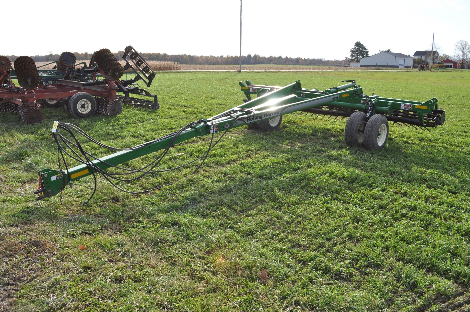 16’ Unverferth 1225 rolling harrow, 9.5L-15SL tires, front leveling harrow w/ double rolling basket, - Image 4 of 16