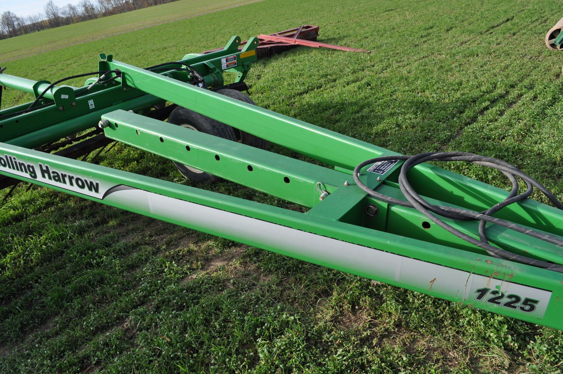 16’ Unverferth 1225 rolling harrow, 9.5L-15SL tires, front leveling harrow w/ double rolling basket, - Image 8 of 16