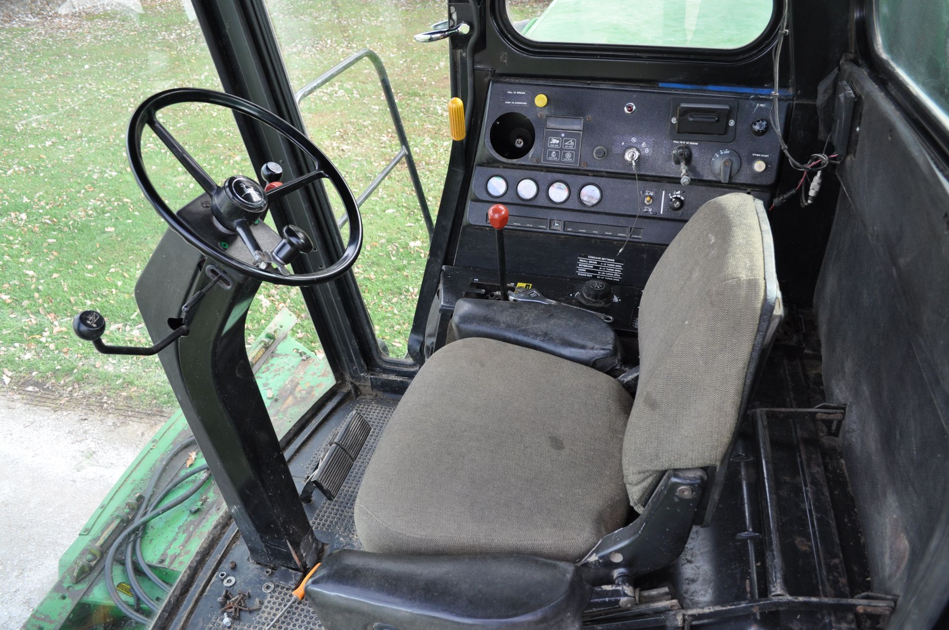 John Deere 6620 combine, Titan II, diesel, 4WD, hydrostatic, newer elevator chain, 30 A on straw - Image 19 of 25