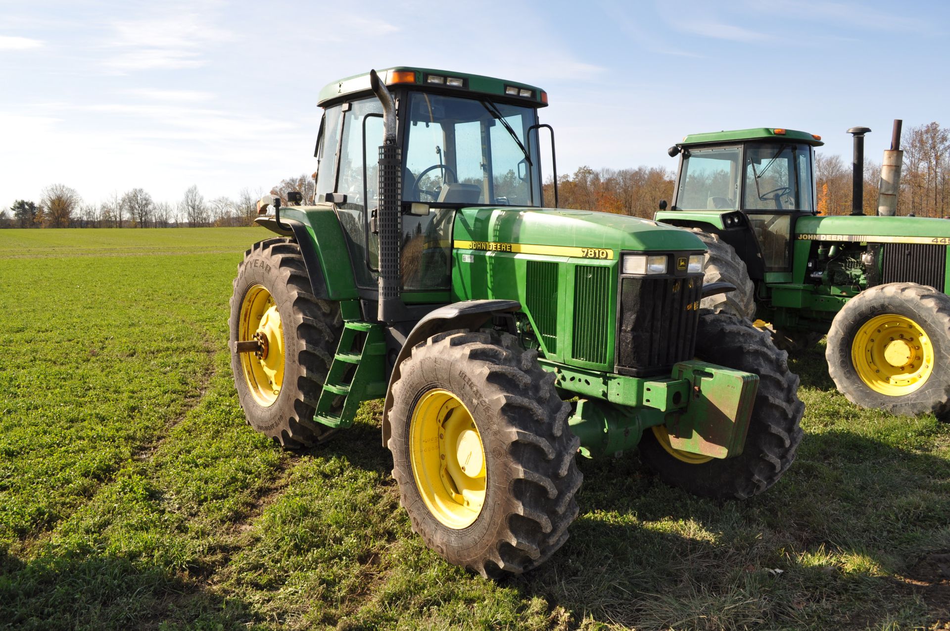 John Deere 7810 tractor, MFWD, 19-speed, power-shift, 3 hydr remotes, 3-pt, 1000 PTO, front weights,