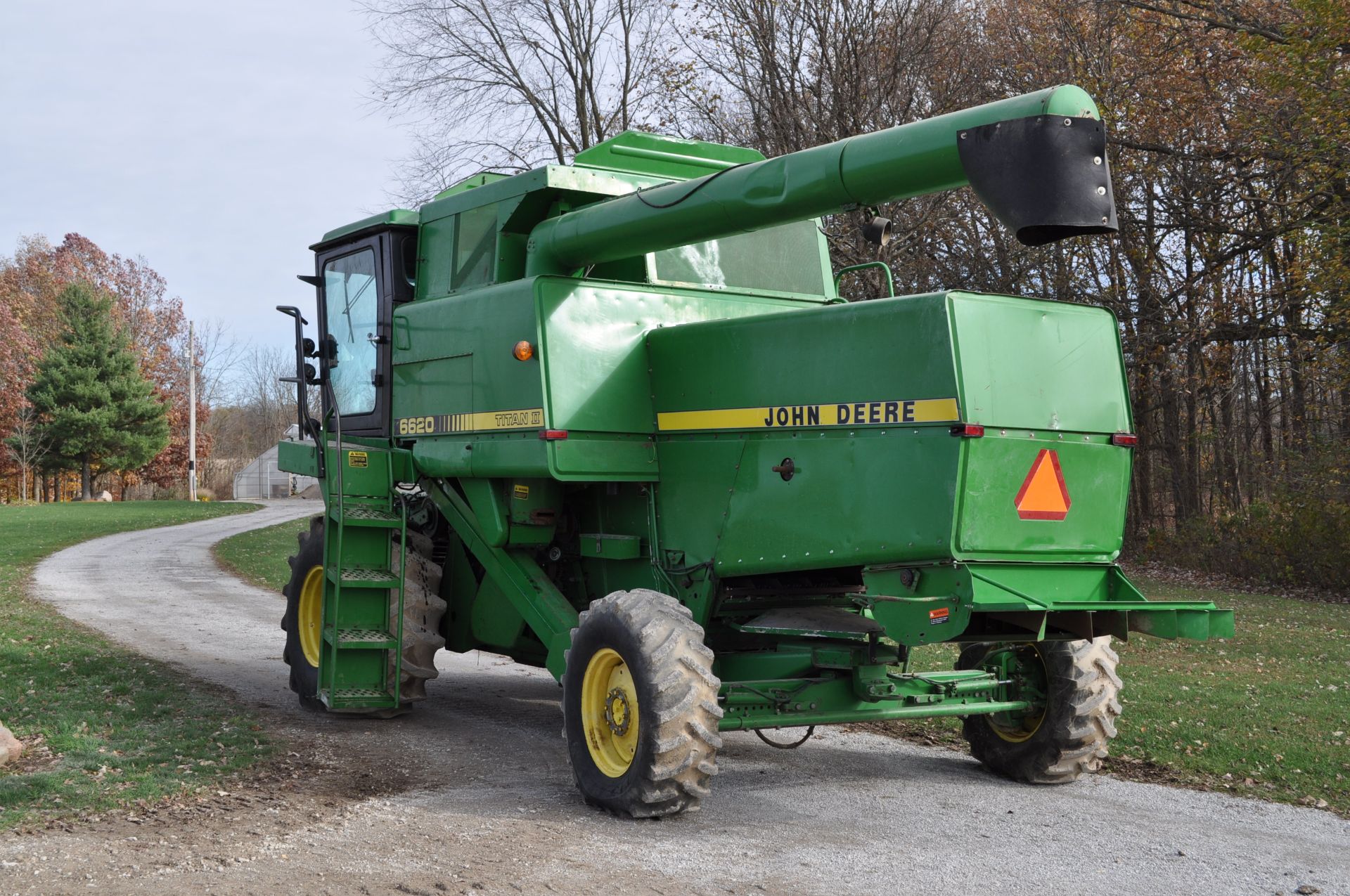 John Deere 6620 combine, Titan II, diesel, 4WD, hydrostatic, newer elevator chain, 30 A on straw - Image 4 of 25