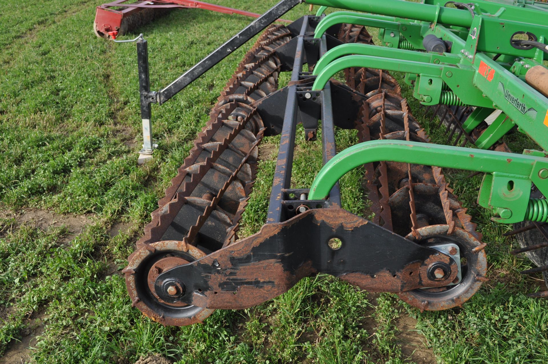 16’ Unverferth 1225 rolling harrow, 9.5L-15SL tires, front leveling harrow w/ double rolling basket, - Image 10 of 16