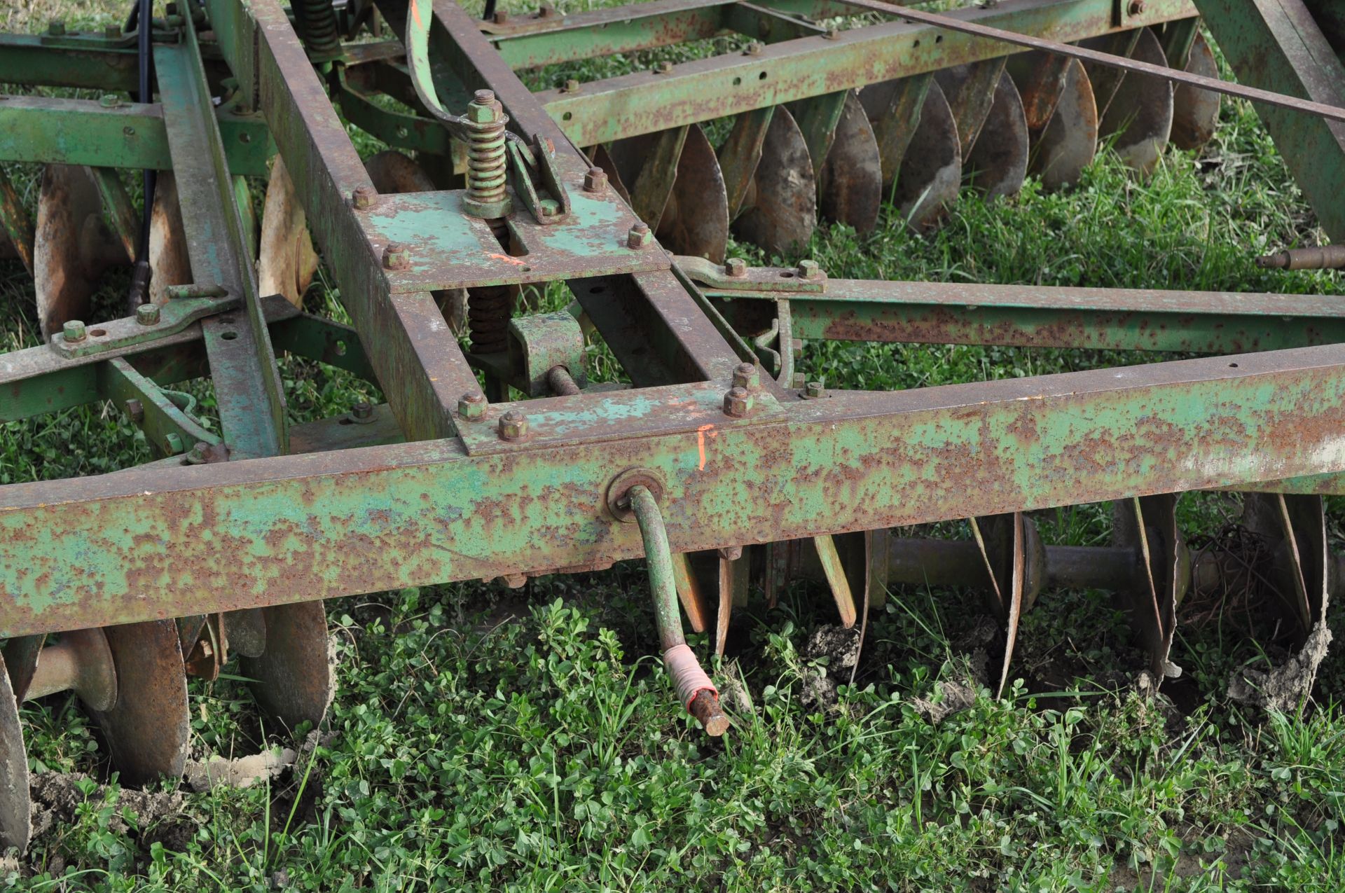 14' Oliver disc, hyd raise, needs work - Image 12 of 16