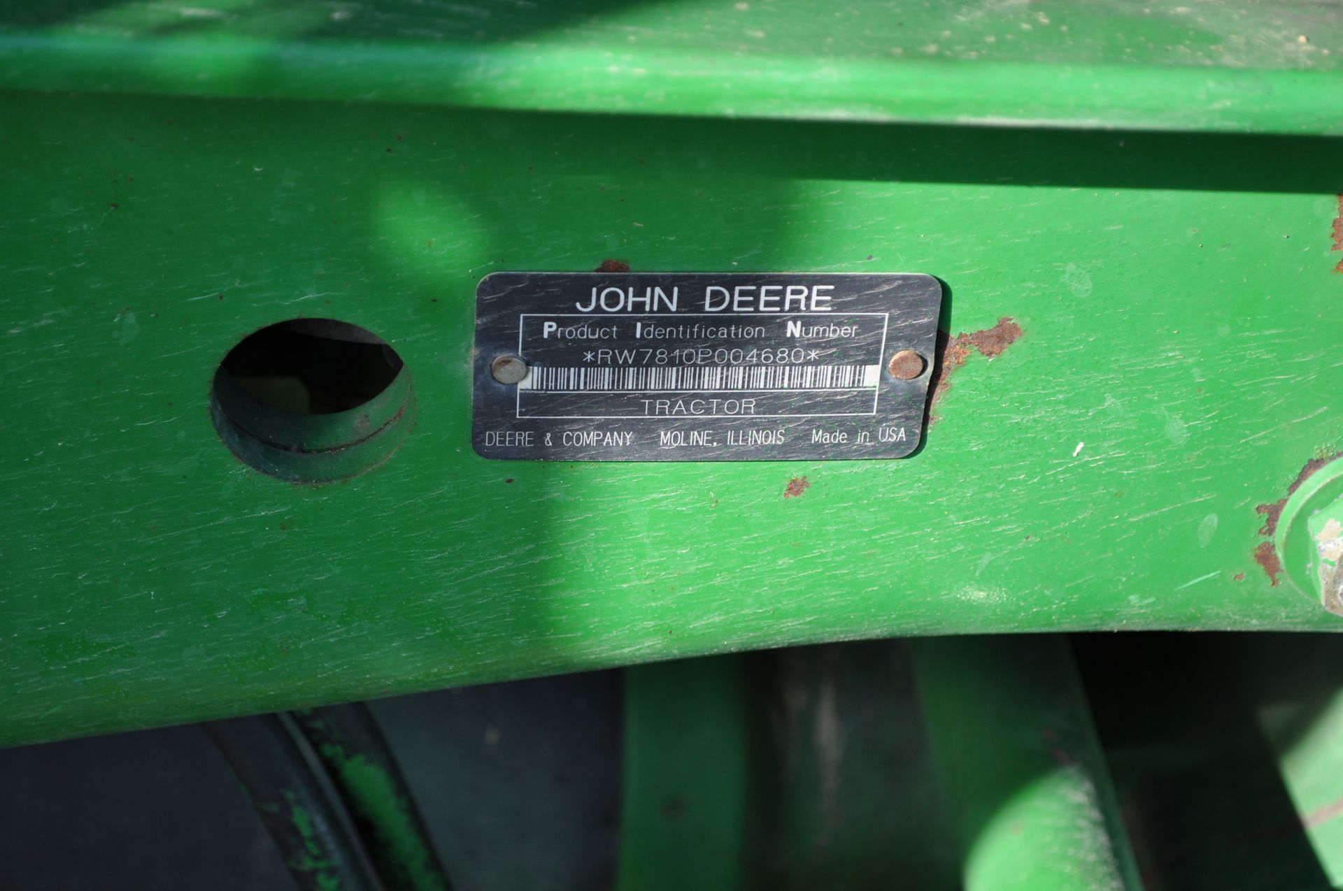 John Deere 7810 tractor, MFWD, 19-speed, power-shift, 3 hydr remotes, 3-pt, 1000 PTO, front weights, - Image 13 of 32