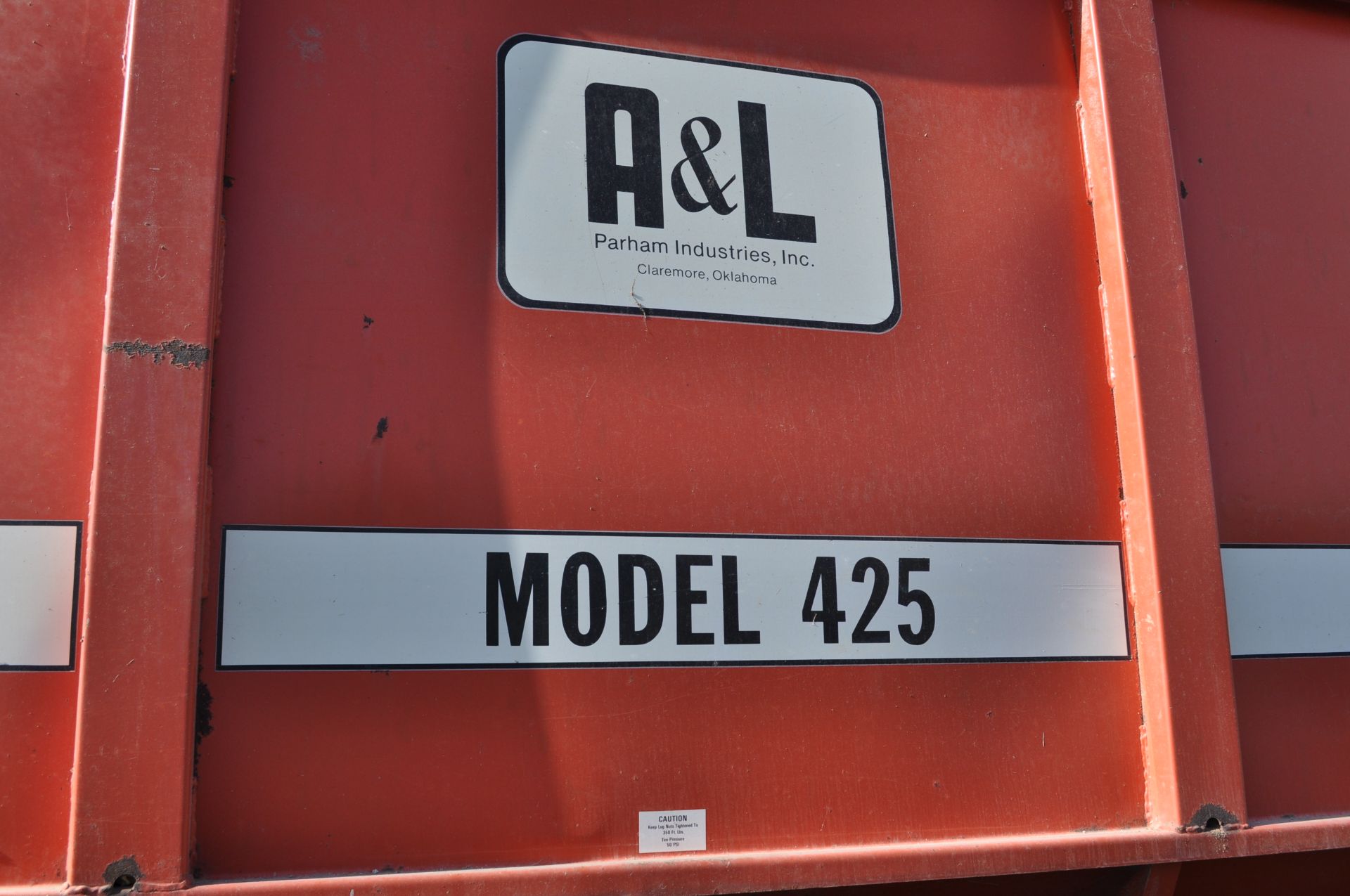 A&L Model 426 grain cart, 12” auger, 23.1-26 diamond tread tires, hyd gate - Image 10 of 14