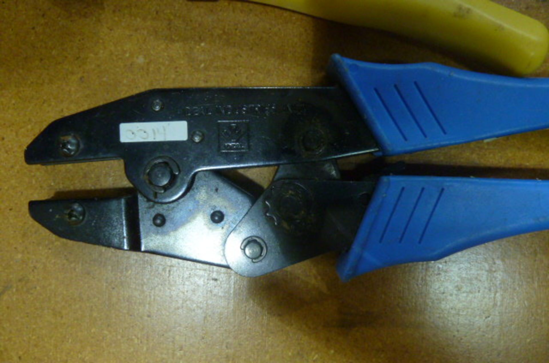 Crimping tools, cutters, strippers from JST, AMP, Ideal, and Thomas & Betts - Image 3 of 4