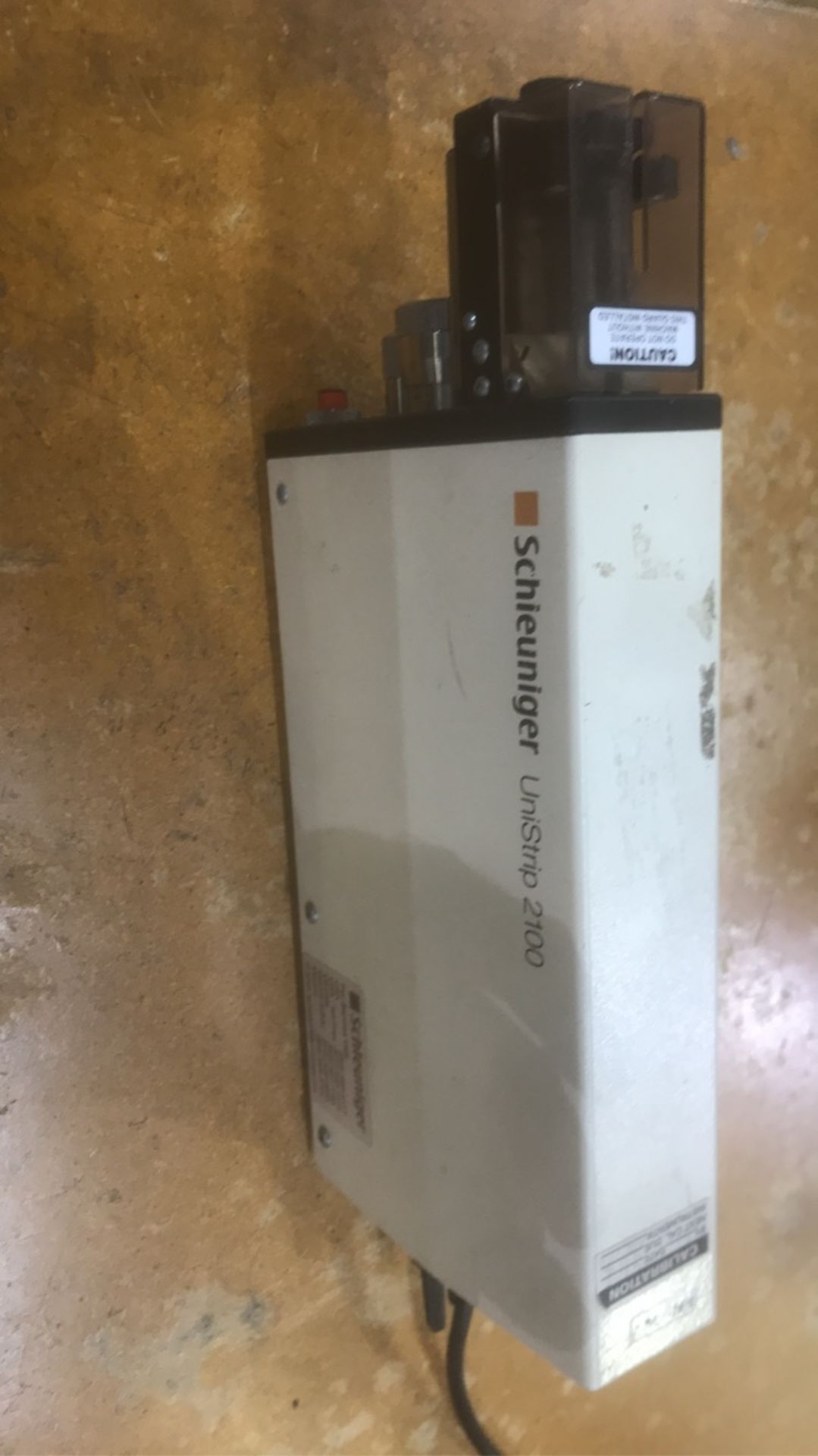 Schleuniger UniStrip 2100