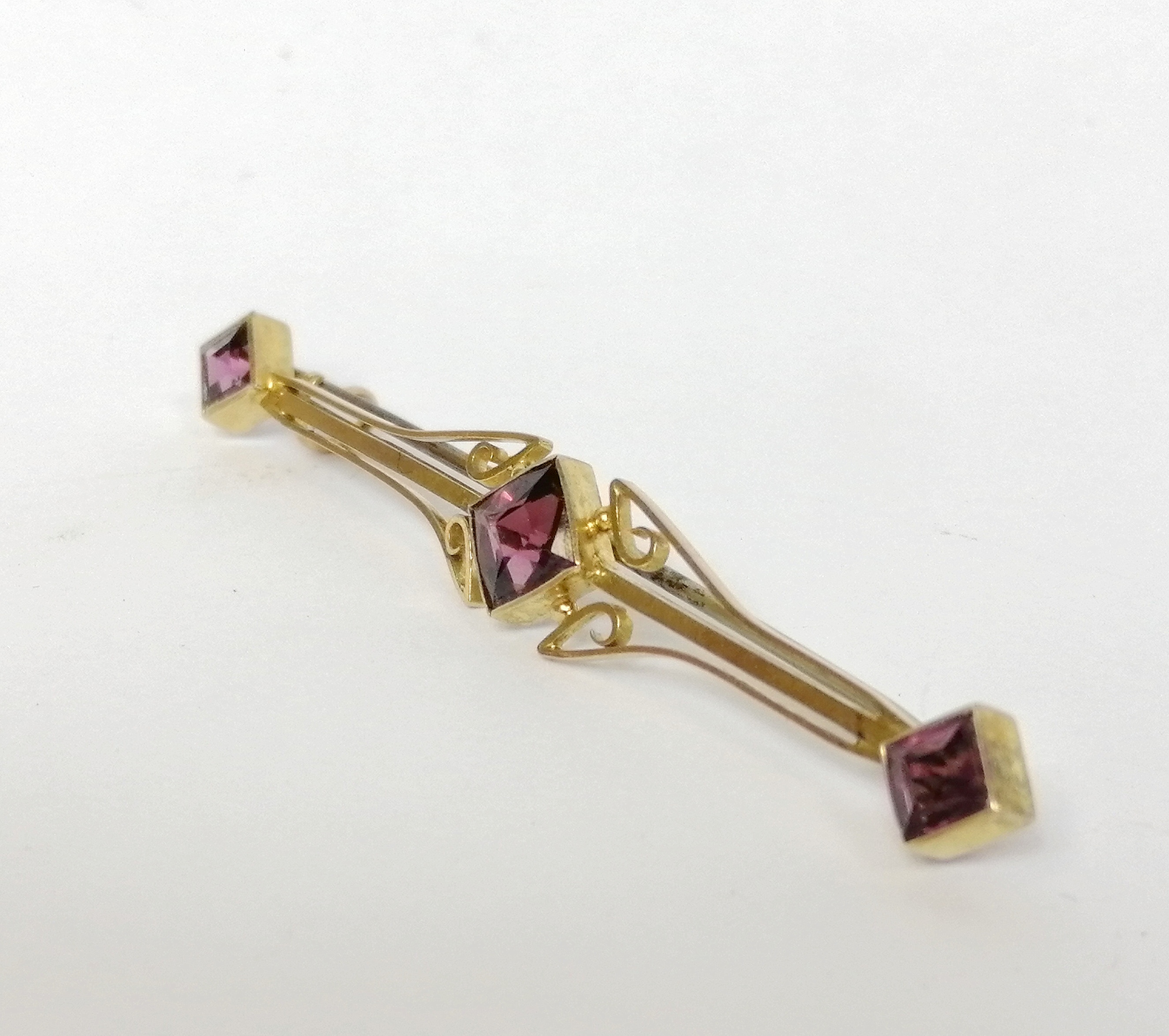 Five gold brooches, some gem set. - Image 3 of 5