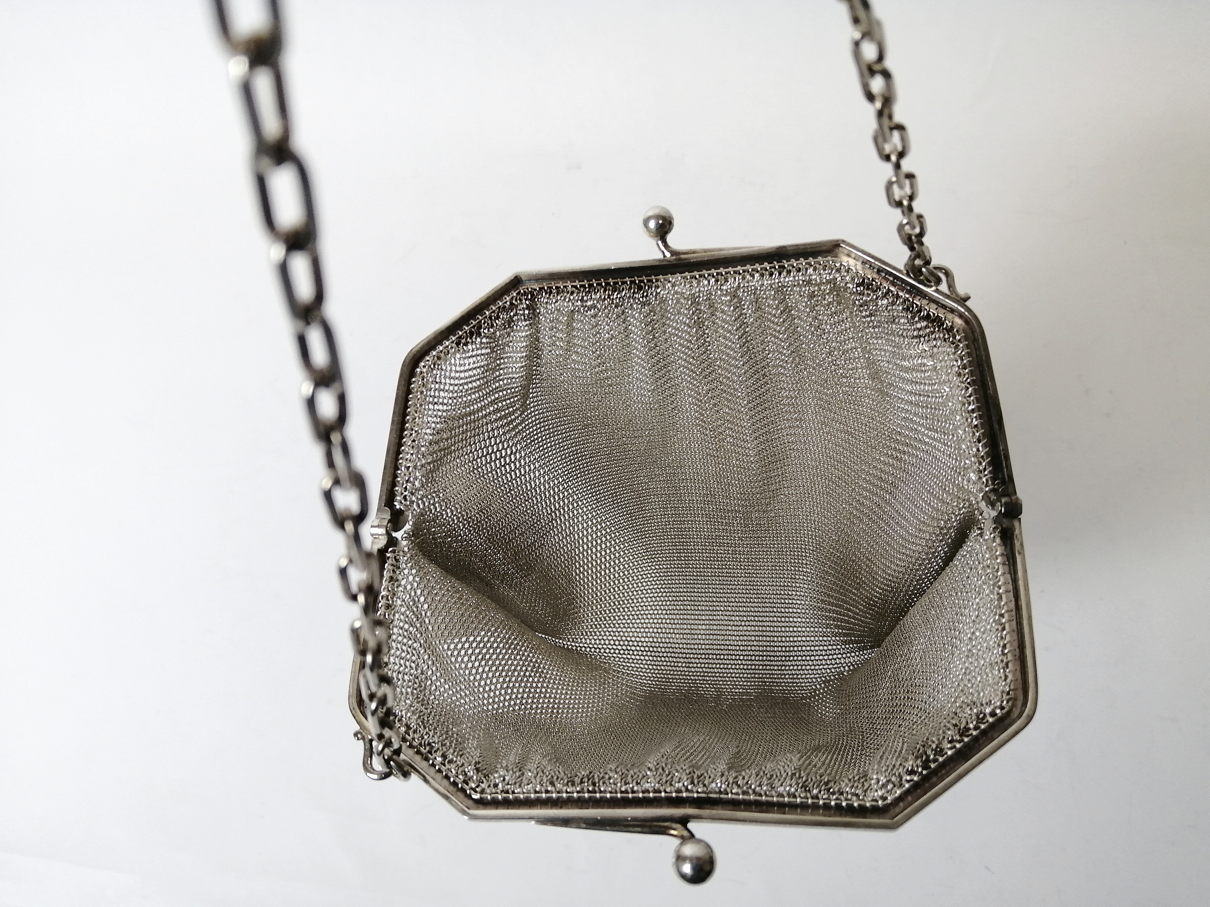 Silver mesh bag with plain mount, Import Marks. 6oz. - Image 3 of 5