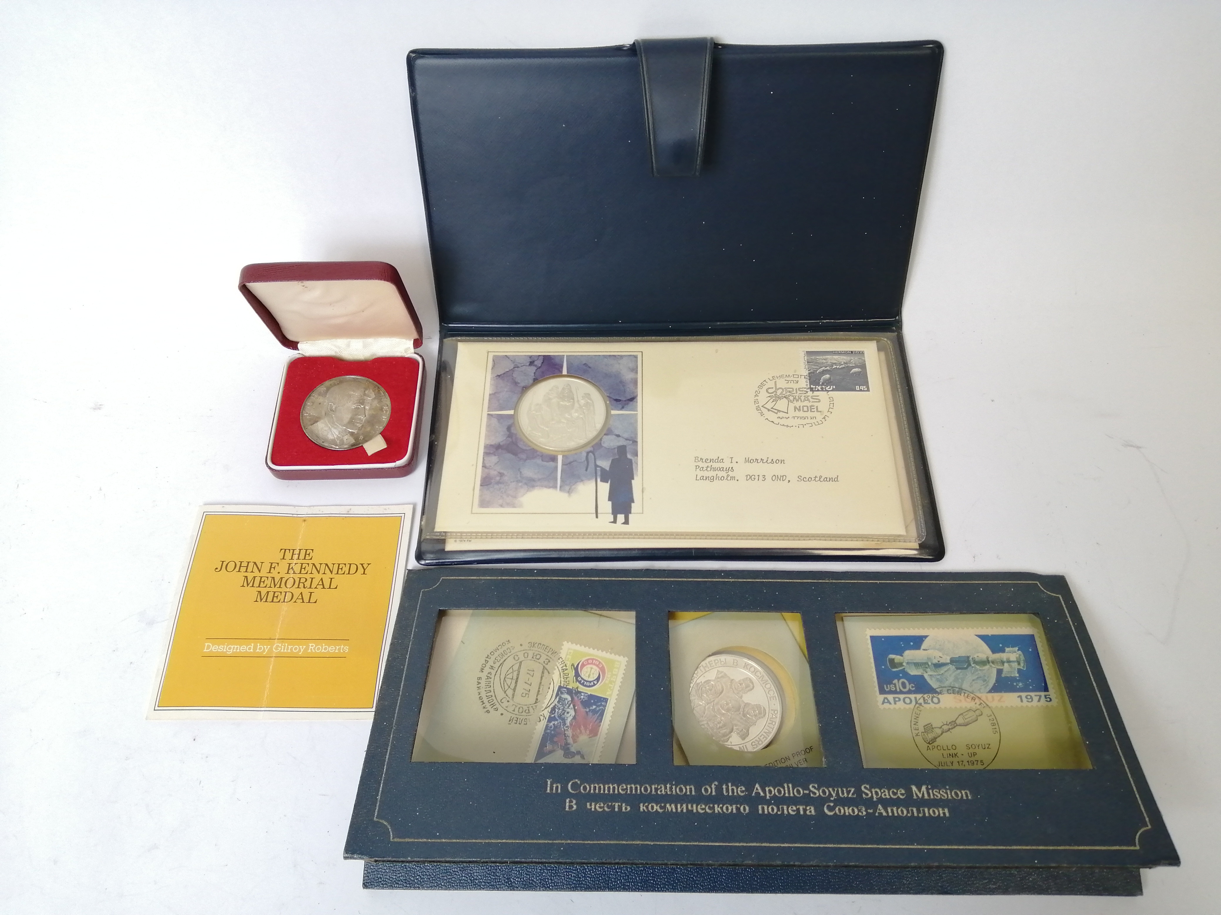Set of eighteen Munich Olympics silver commemorative medals, approx. 250g, three others and a - Image 8 of 8