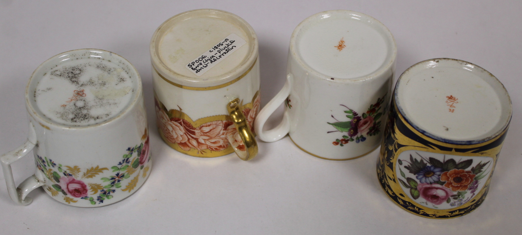 Ten early 19th century English porcelain coffee cans, mainly Derby with some Spode; also 19th - Image 5 of 6