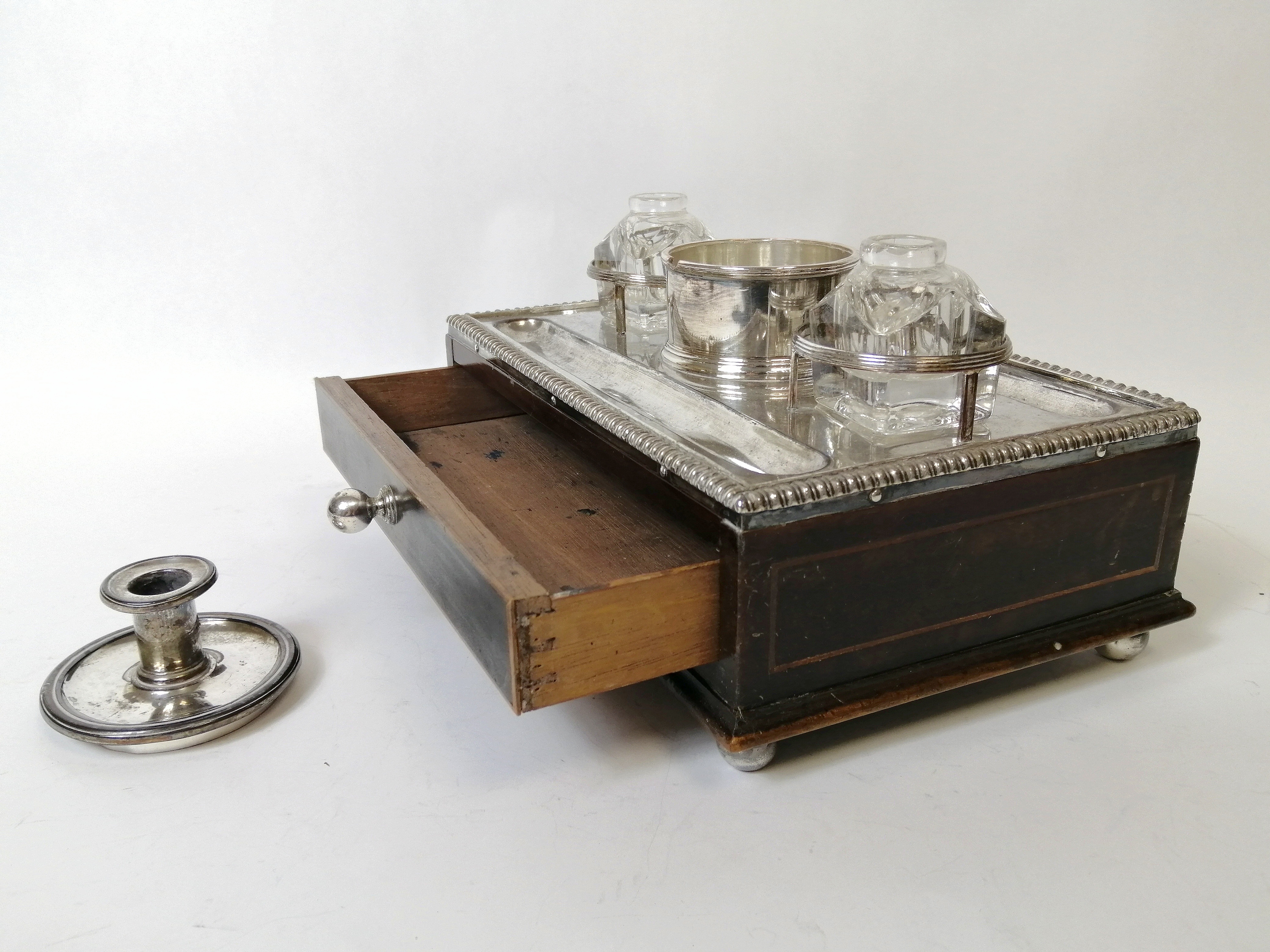 Georgian mahogany box inkstand, with inlaid stringing and Sheffield plated mounts, a pair of similar - Image 3 of 5