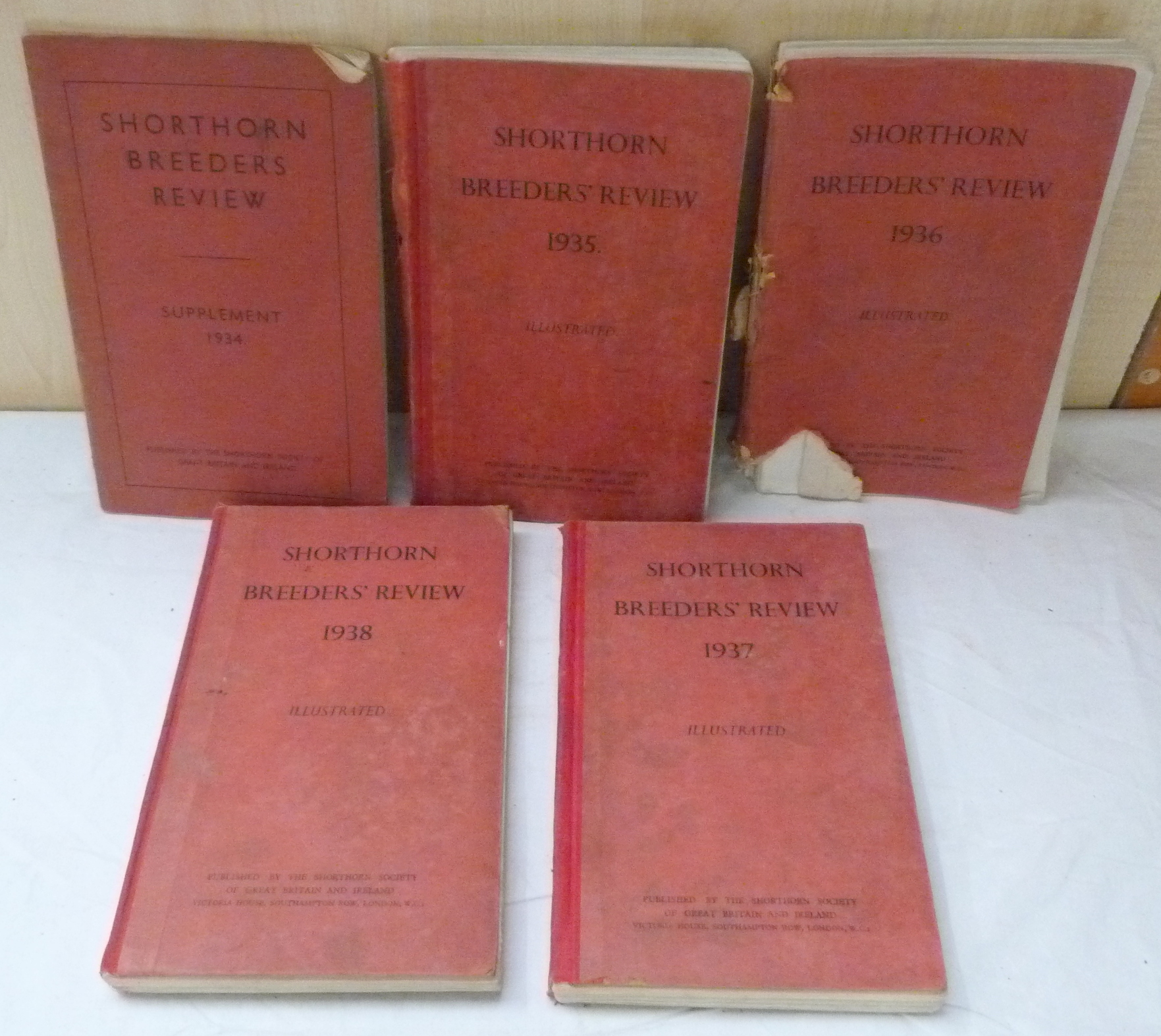 SHORTHORN SOCIETY.  Shorthorn Breeders' Review. 5 vols. Illus. & maps. Orig. bdgs., varying cond.