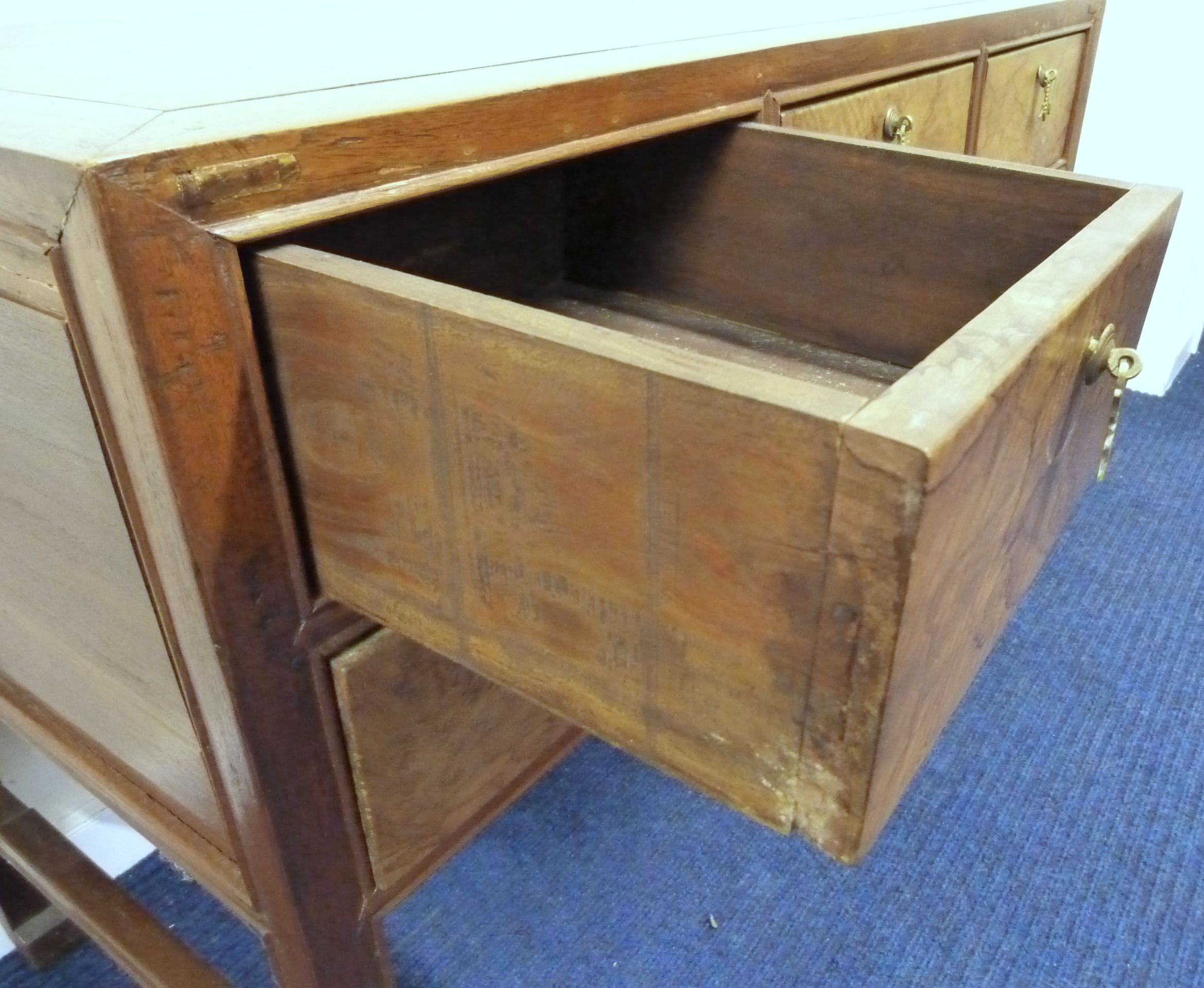 Chinese walnut dressing table/desk fitted with five drawers height 79cm, width 110cm and depth 57cm. - Image 4 of 6