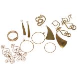 Various gold earrings and other items, probably 14ct gold. 26g.