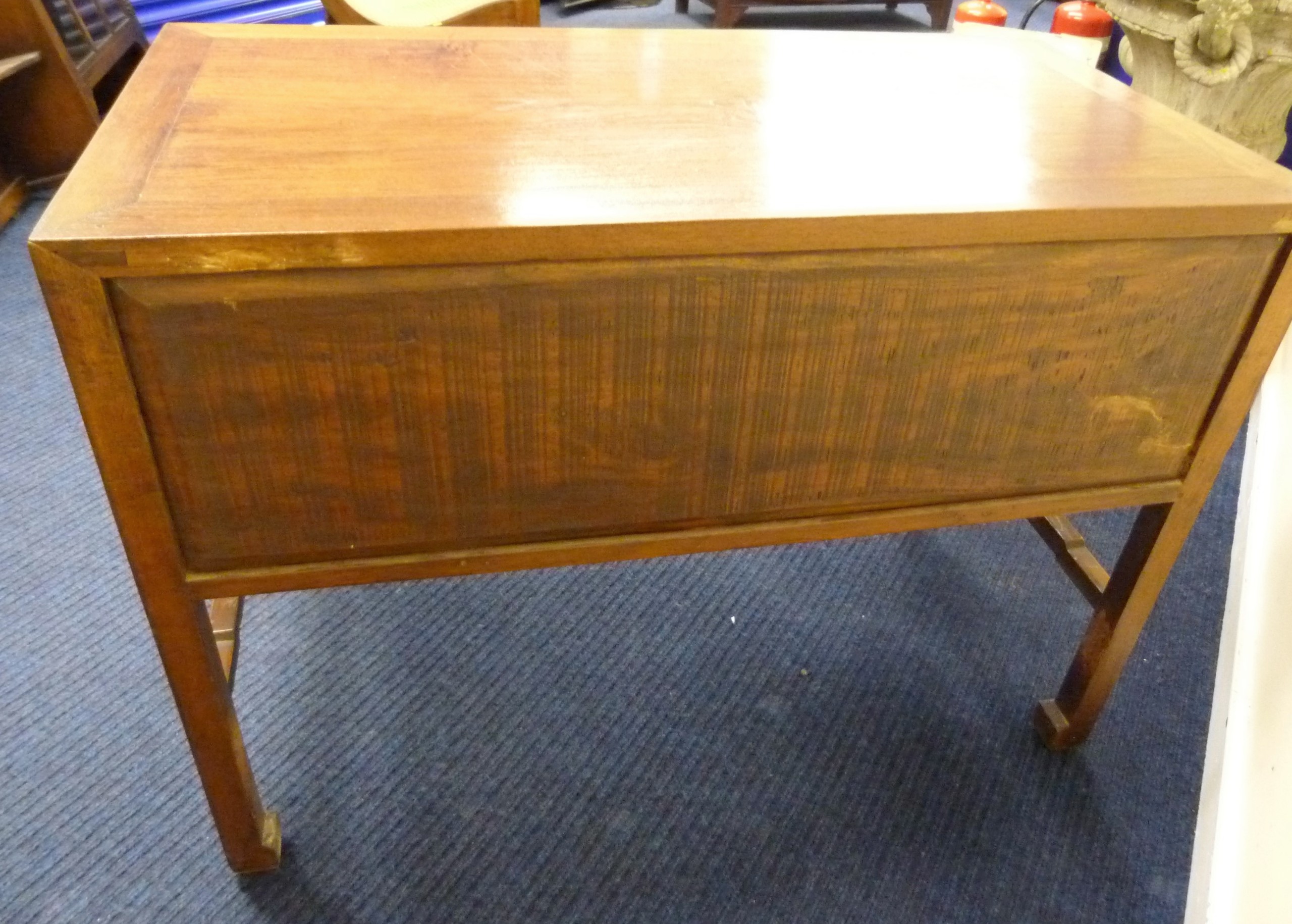 Chinese walnut dressing table/desk fitted with five drawers height 79cm, width 110cm and depth 57cm. - Image 6 of 6