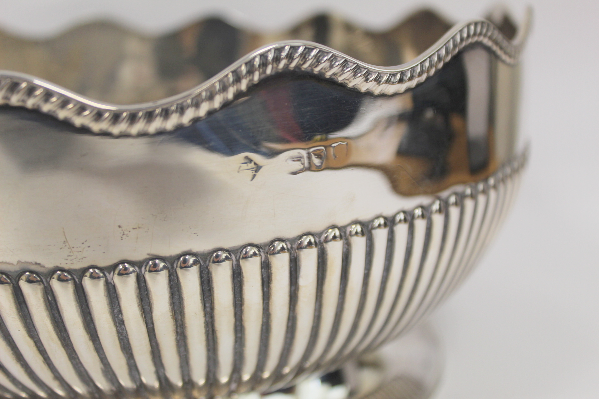 Silver rose or punch bowl, part fluted with waved gadrooned border on spreading foot, by Martin & - Image 4 of 4