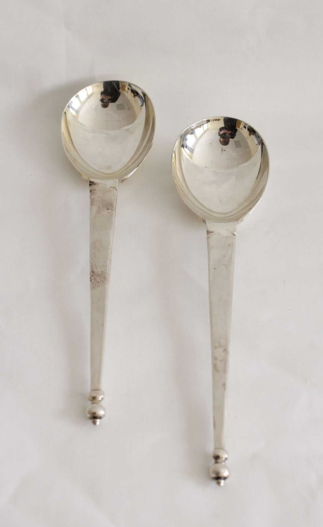 Silver table spoon, Hanoverian pattern by William Davie Edinburgh 1777 and two serving spoons with - Image 4 of 5