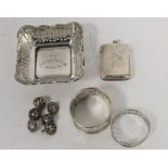 Set of six silver buttons, Birmingham 1908, a bon bon dish, a vesta case and two napkin rings, 4