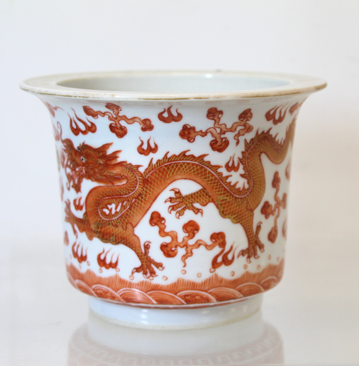 Small Chinese "Rouge de Fer" jardiniere or fern pot, decorated with dragons chasing flaming pearl. - Image 4 of 7