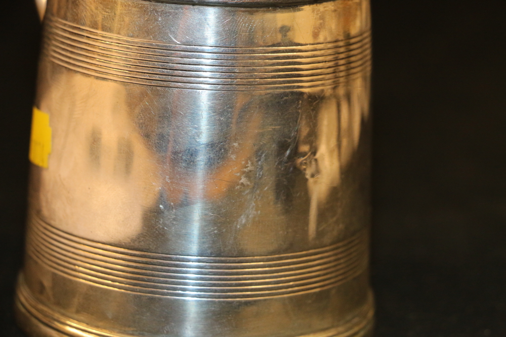 Indian Colonial silver christening mug with two incised bands and gilded interior, possibly by - Image 5 of 9