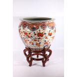 Large 20th Century Chinese fish bowl jardiniere with red and blue glaze Imari style decoration of