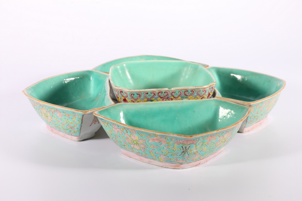 Chinese 19th Century famille rose dish of lobed square section, decorated with bats and scrolling