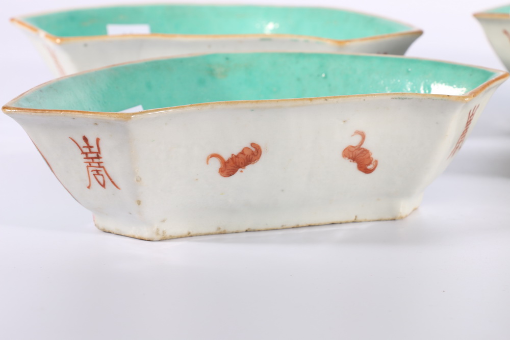 Chinese 19th Century famille rose dish of lobed square section, decorated with bats and scrolling - Image 3 of 5