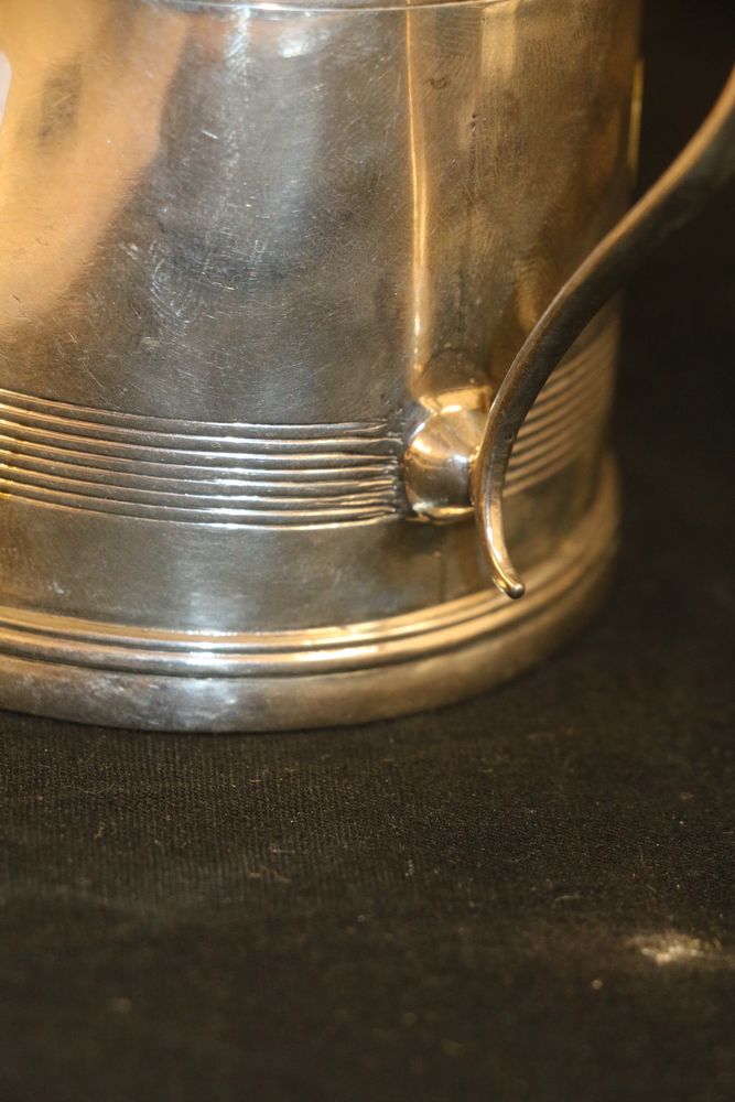 Indian Colonial silver christening mug with two incised bands and gilded interior, possibly by - Image 8 of 9