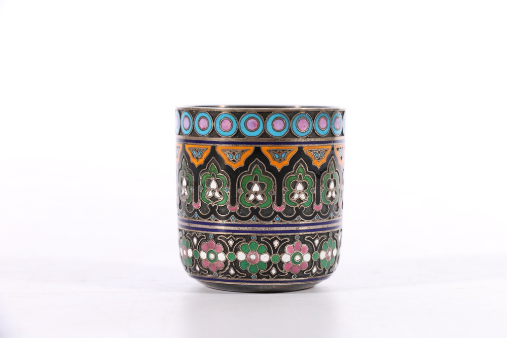 Russian 91 zol grade (94.79%) silver and enamelled vodka cup, hallmarks "91 Moscow town mark, BC1876