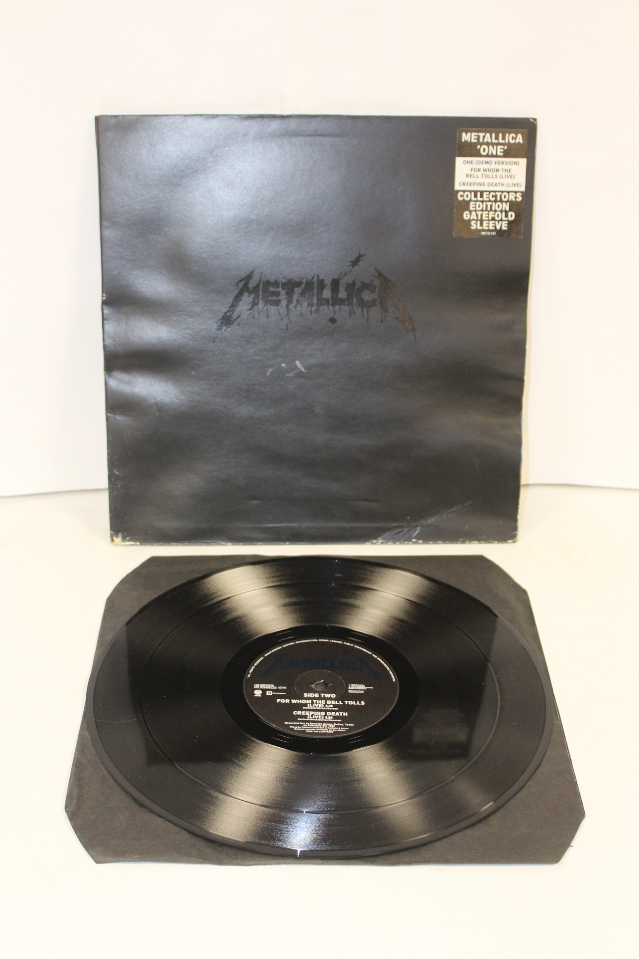 NWOBHM 12" singles and LPs to include Def Leppard, 2 x Kick Axe and Metallica 'One' in gatefold - Image 7 of 7