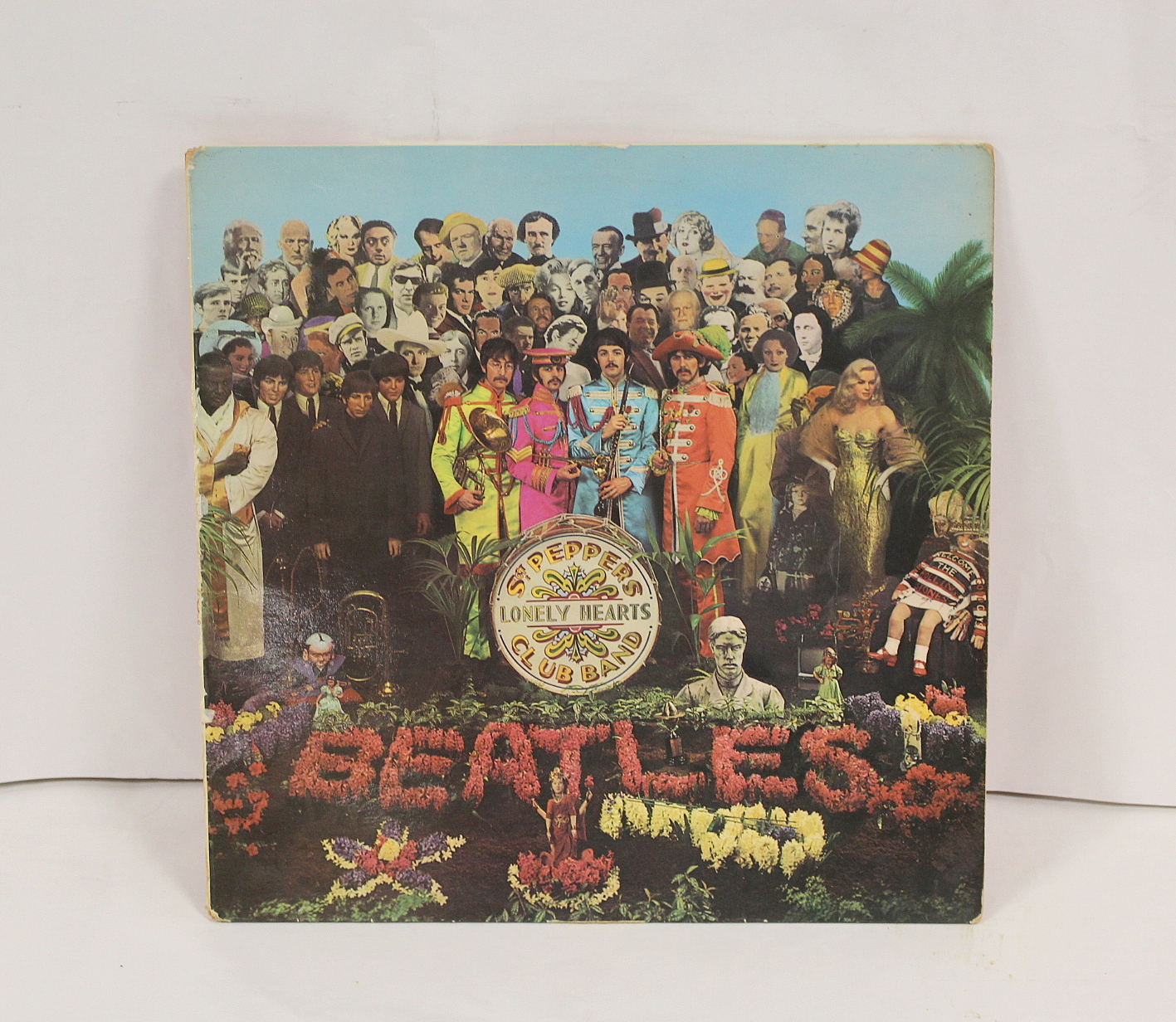 Beatles related LPs to include sealed 2009 re-issue of 'Sgt. Pepper', 'Hard Days Night' One Boxed - Image 3 of 4