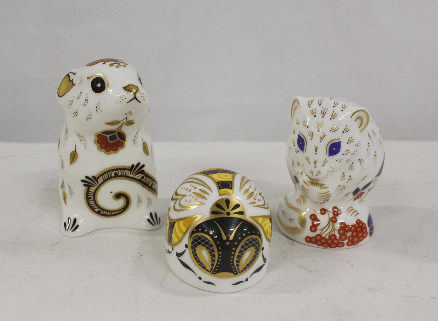 Three Royal Crown Derby paperweights, Mouse, Derby, Dormouse and Bumblebee, all gold back stamps