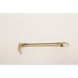 Coloured gold riding crop pin "9ct". 2.4g