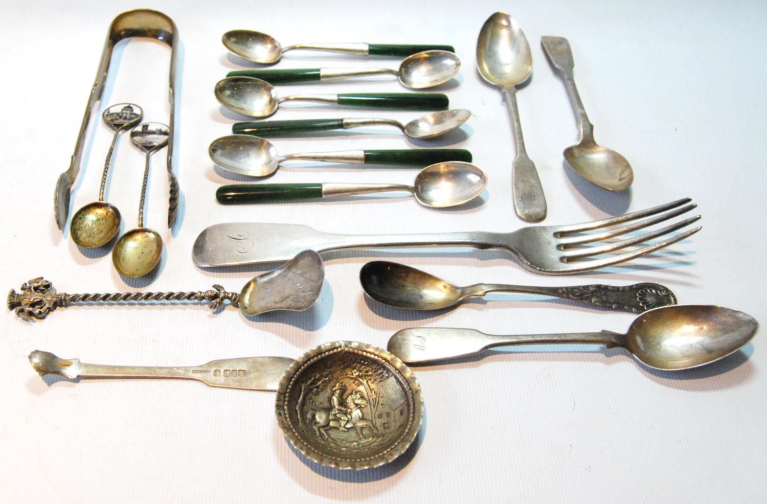 Six teaspoons with nephrite handles, and various other similar items, 9oz gross, 292g.