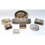 Silver oval box with embossed lid, Birmingham 1902, and seven similar items, 10oz.  (8)