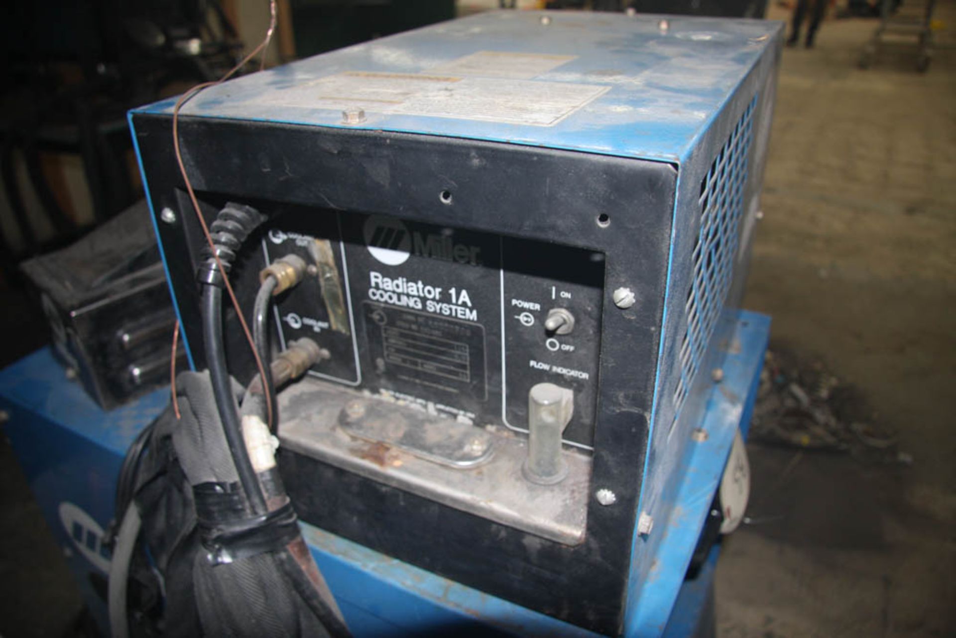 MILLER SYNCROWAVE 250 CONSTANT AC/DC ARC WELDING POWER SOURCE, W/ RADIATOR 1a COOLING SYSTEM, S/N: - Image 3 of 4