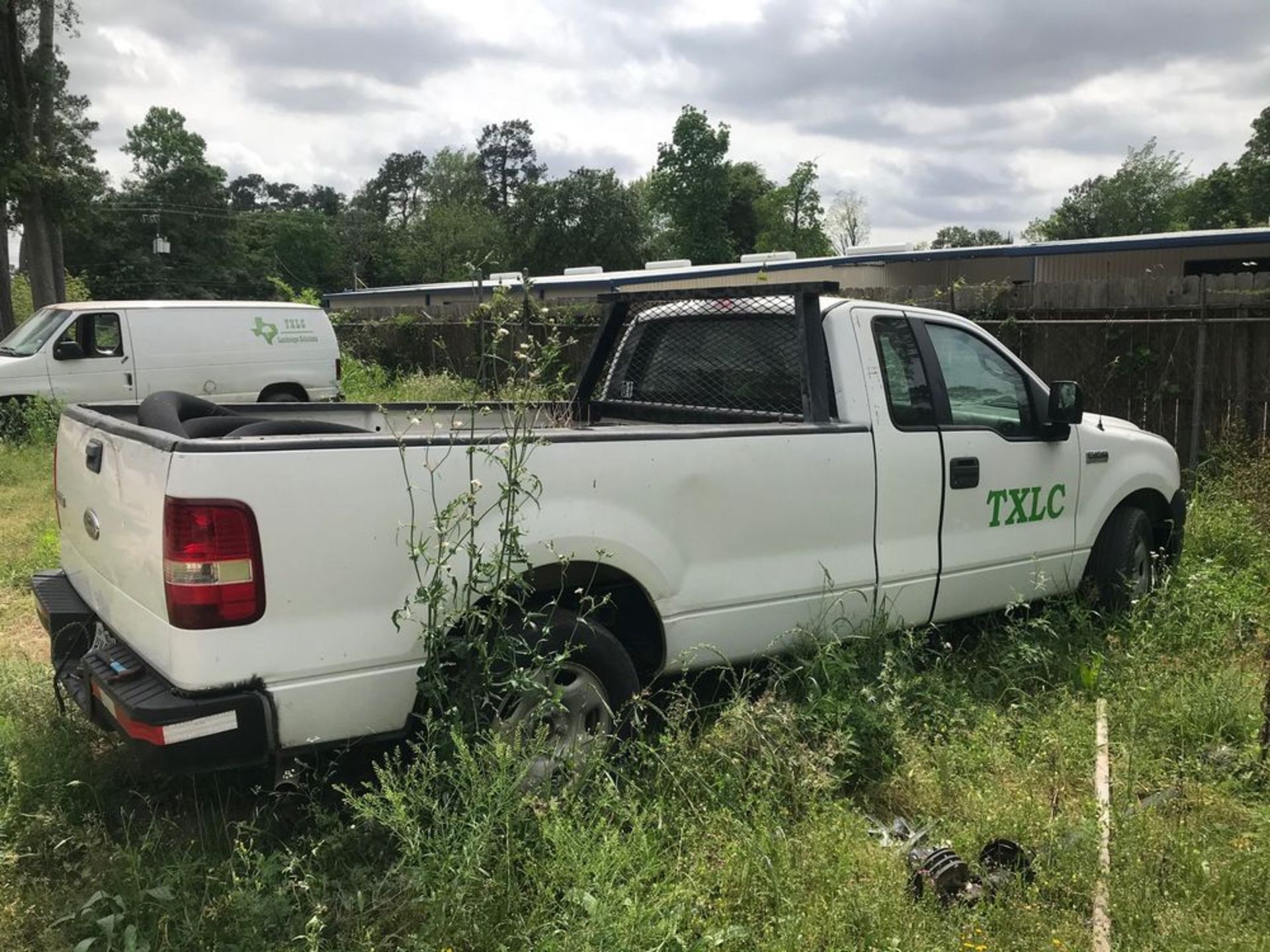 2005 Ford F150 XL Supercab P/U, VIN#1FTRF12275NA95290, V8 Gas Engine, A/T, A/C, 8' Bed, 159100 - Image 3 of 6