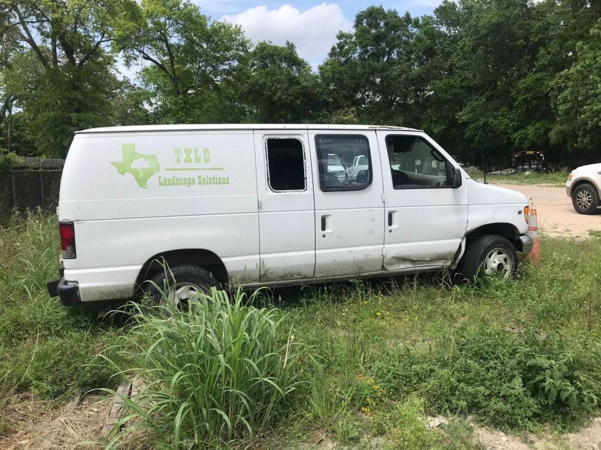 2001 Ford Econoline E250, VIN#1FTNE24L51HB05854, Triton V8 Gas Engine, A/T, A/C, 231437 Miles - Image 3 of 5