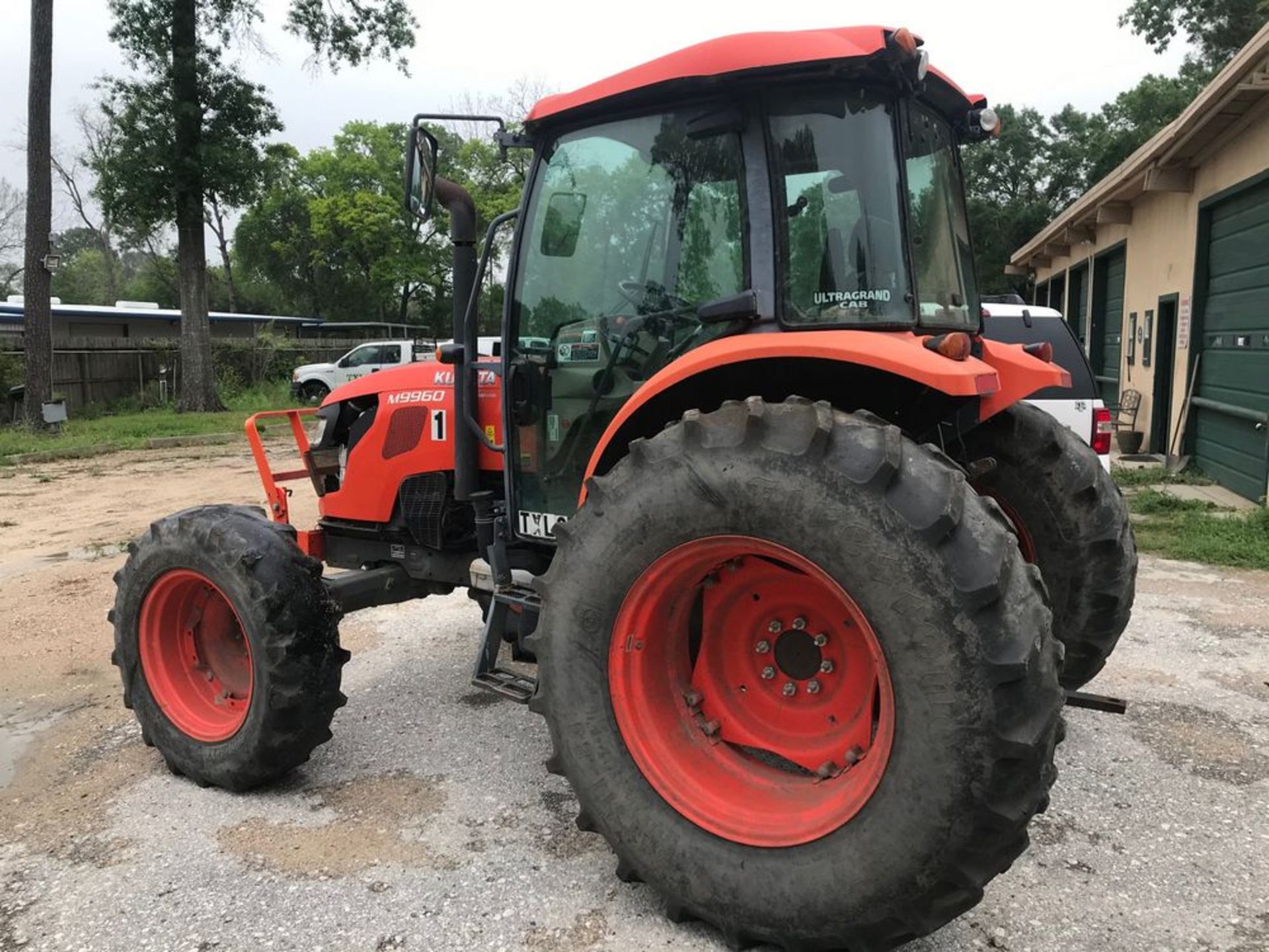 2015 Kubota M9960D Tractor, S/N 60934, 4WD, p/b Kubota 3.8L 4-Cyl Diesel Engine, 100 HP, Power - Image 4 of 11