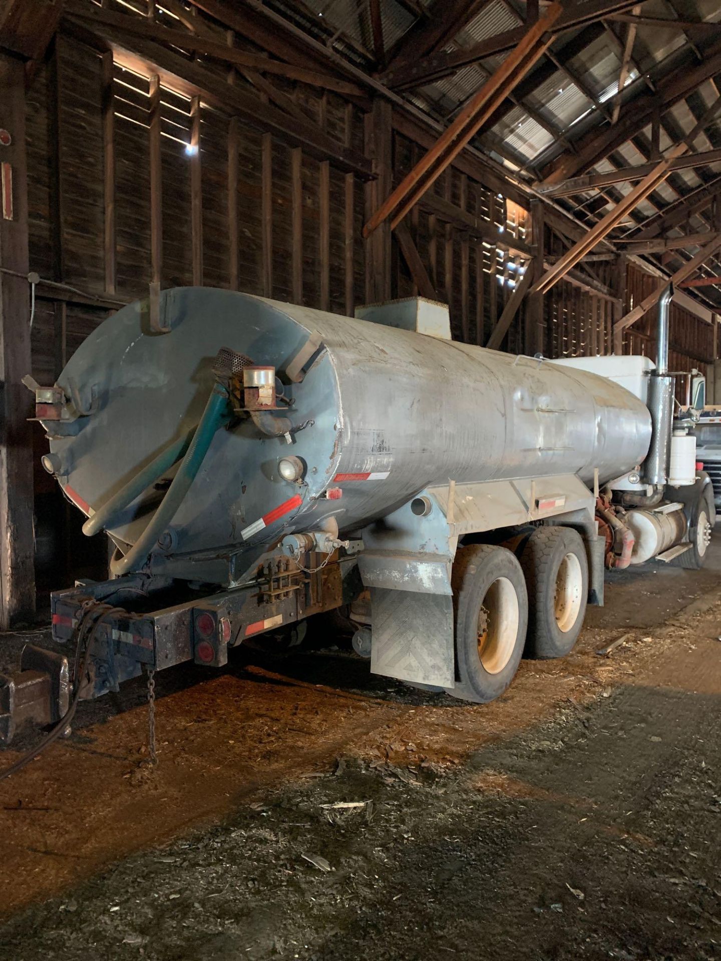 1983 Kenworth Water Truck - Image 3 of 16