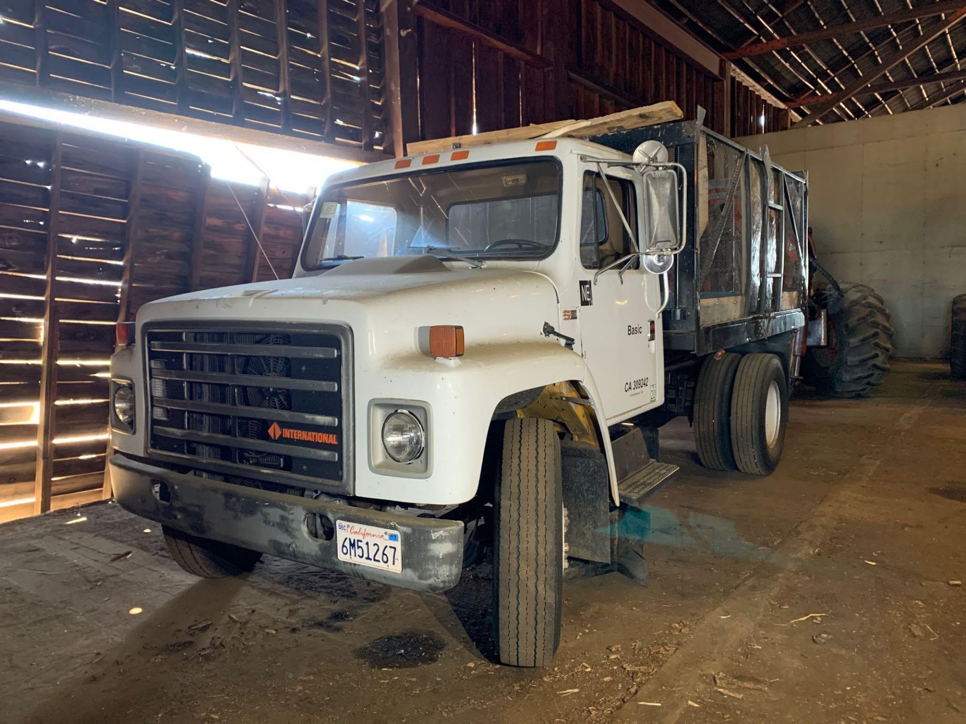 1987 International 1654 Truck