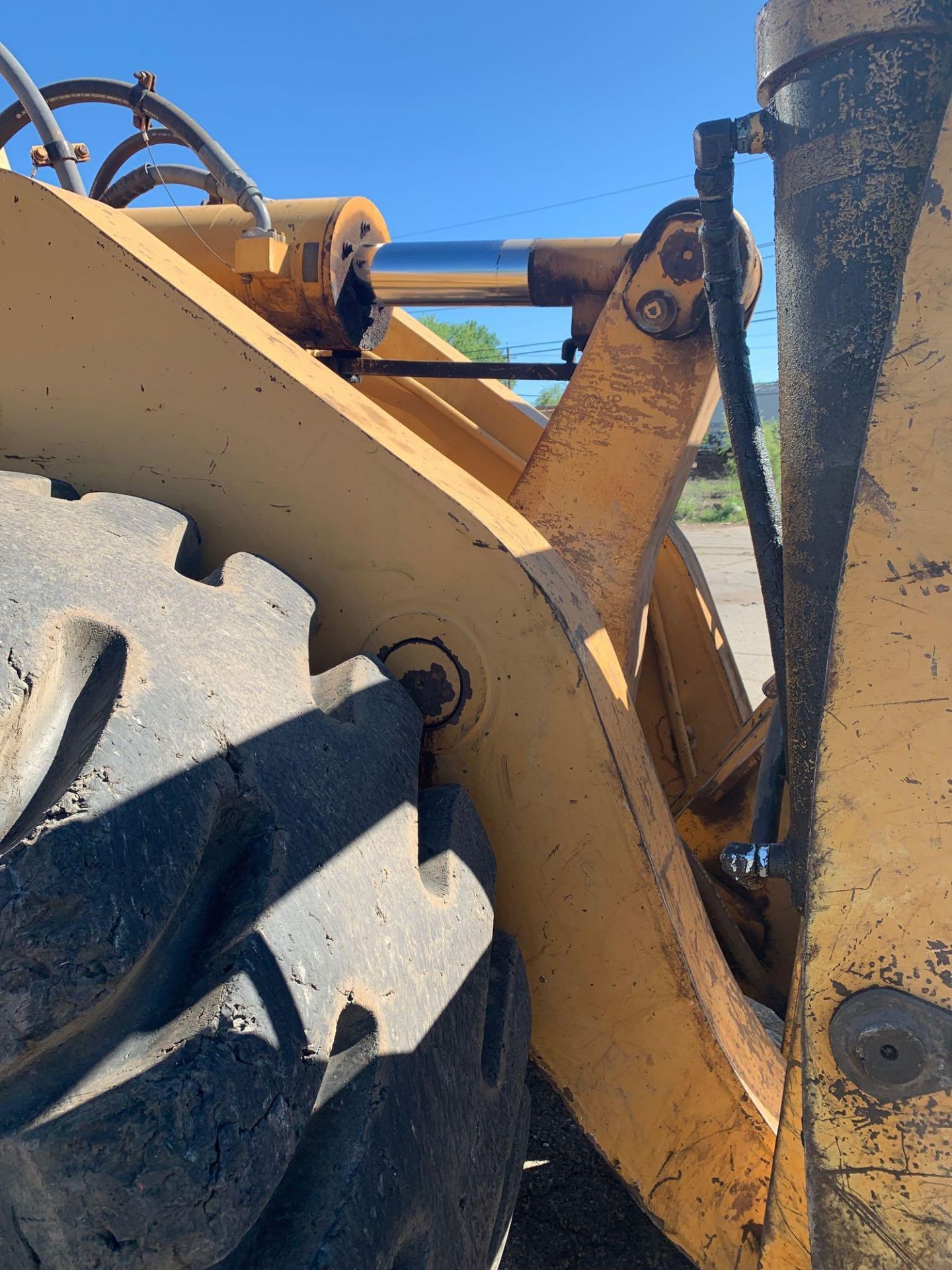 Komatsu Dresser 560B Articulating Wheel Loader, S/N P1558, EROPs, Air Brakes, AC, 17,415 HRS - Image 8 of 21