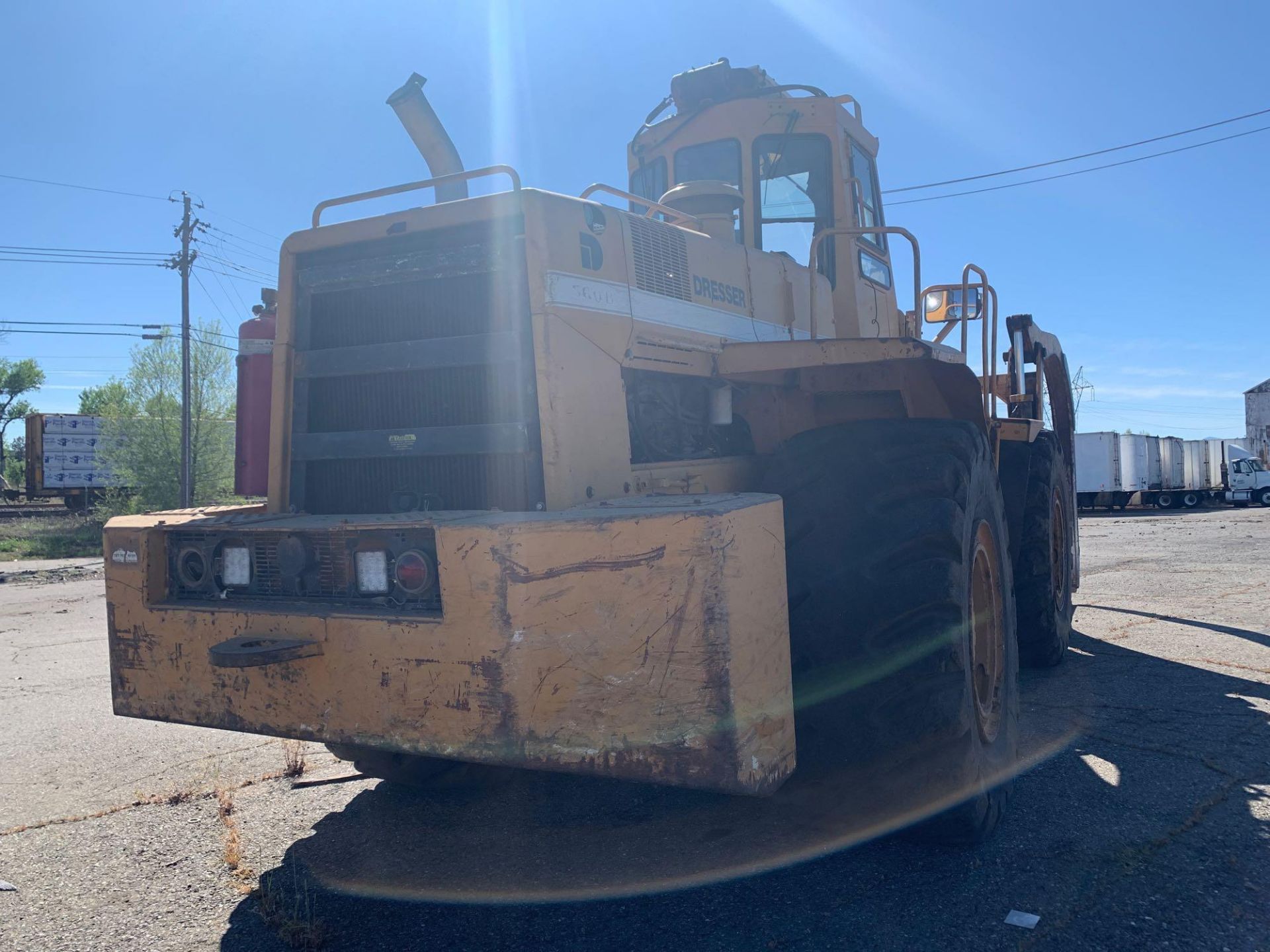 Komatsu Dresser 560B Articulating Wheel Loader, S/N P1558, EROPs, Air Brakes, AC, 17,415 HRS - Image 3 of 21